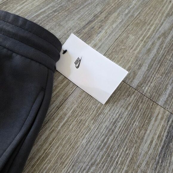 Nike Tech Fleece Tailored Straight Leg Relaxed Pants Men’s Medium M FZ7583-060 - Picture 5 of 16